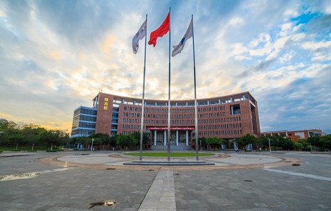 华南理工大学(华南理工大学官网)