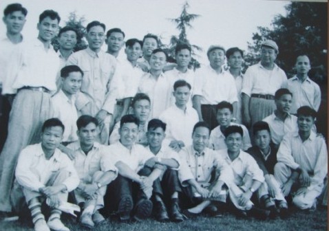 中央财经大学较高收费毕业证